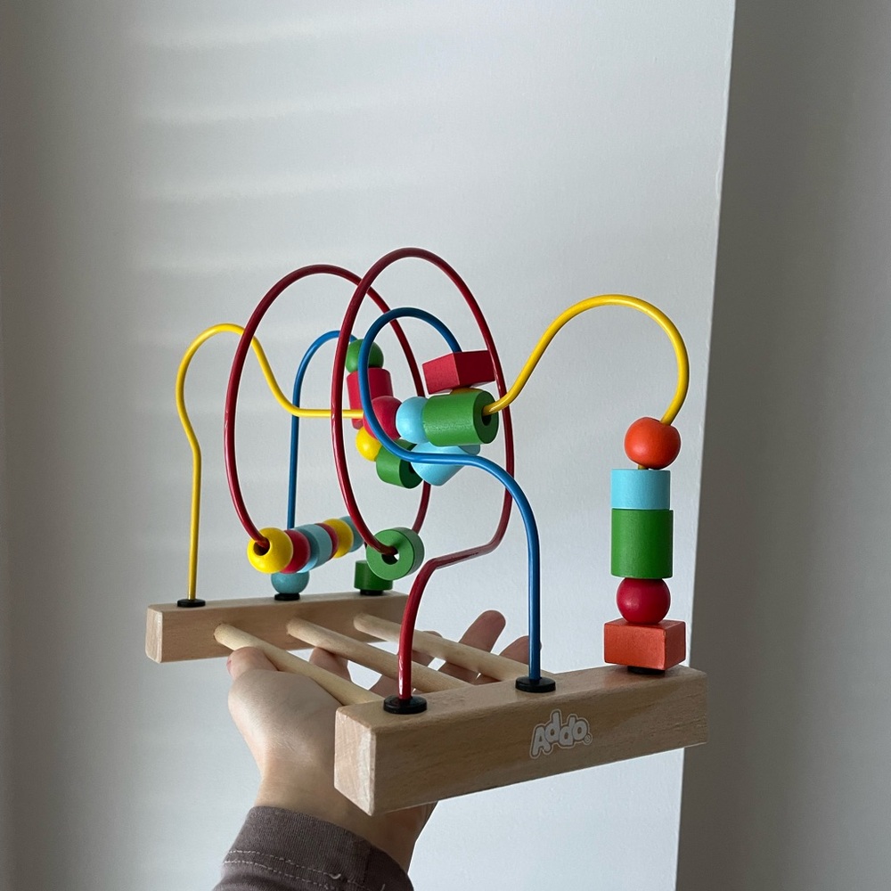 Wood bead maze